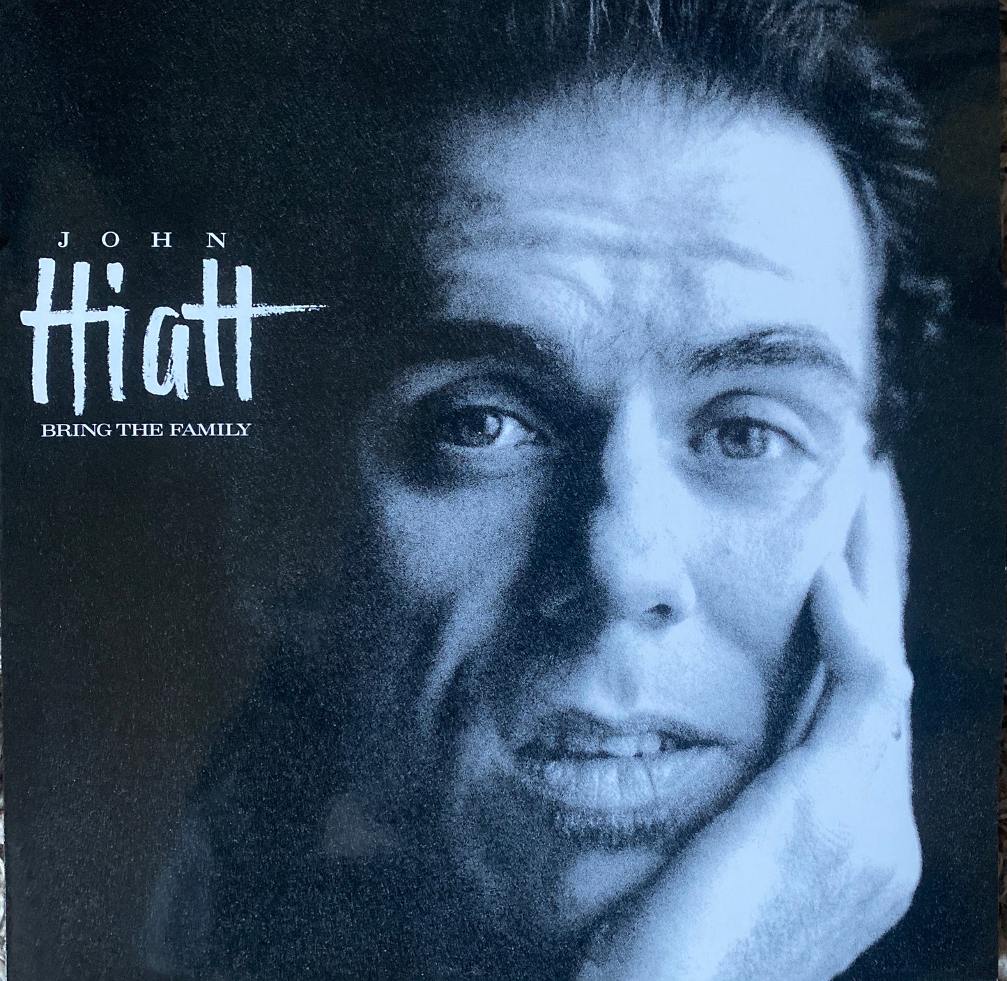 John Hiatt - Bring The Family (2013 Europe MOV Press)